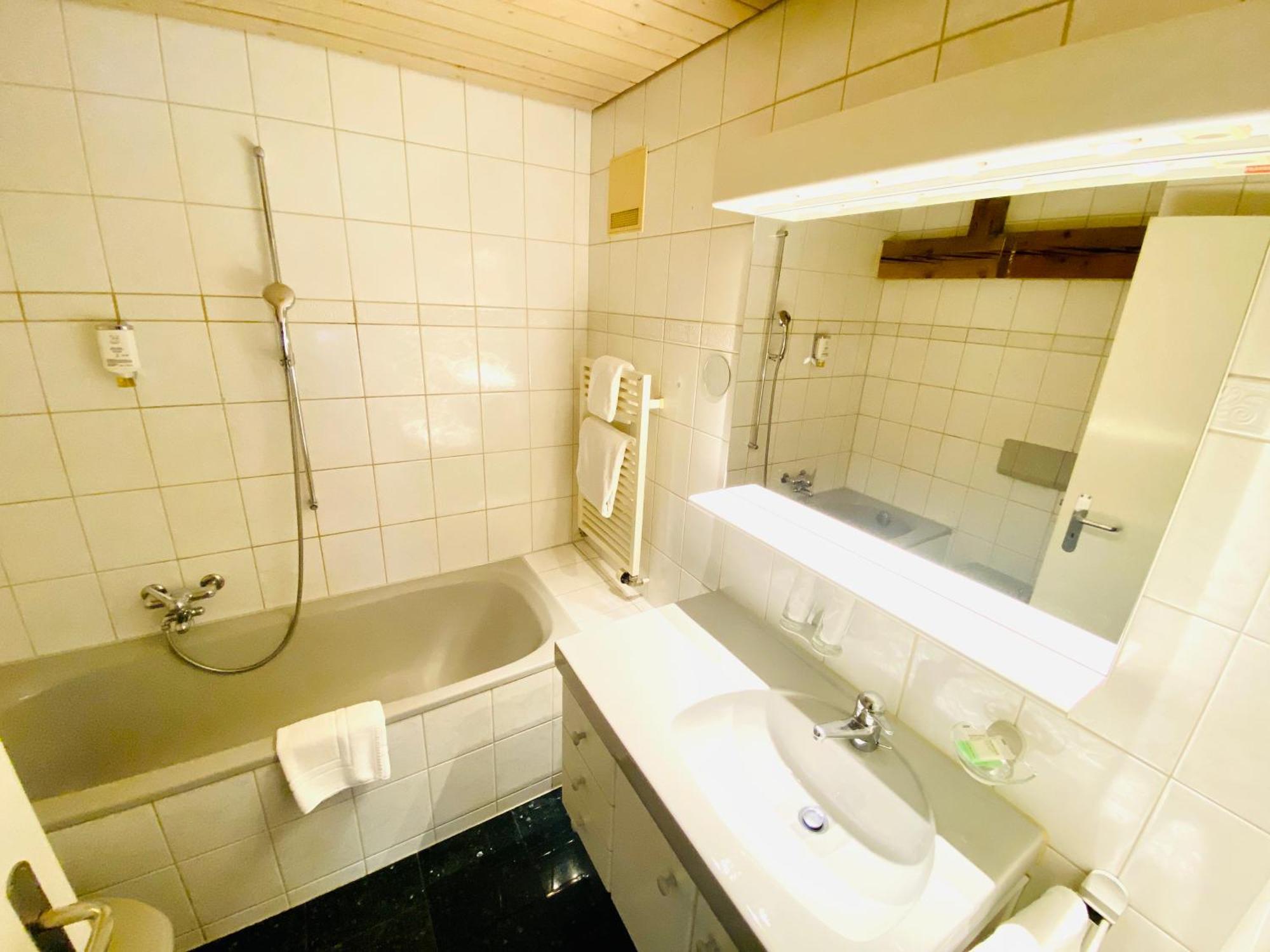 Gasthof Kreuz Egerkingen Cameră foto